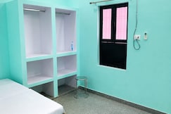 Singh Sadan Home stay B&B, Lucknow