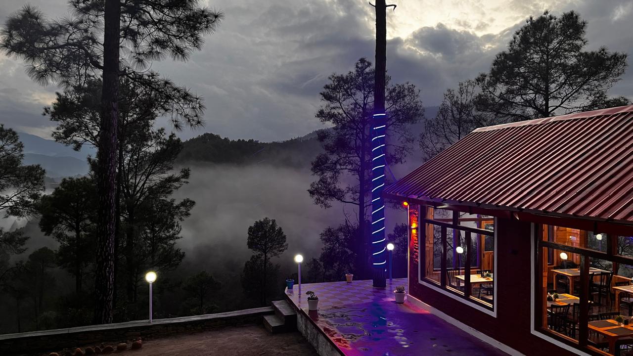 Hidden Mountain Resort - Tap to explore photos
