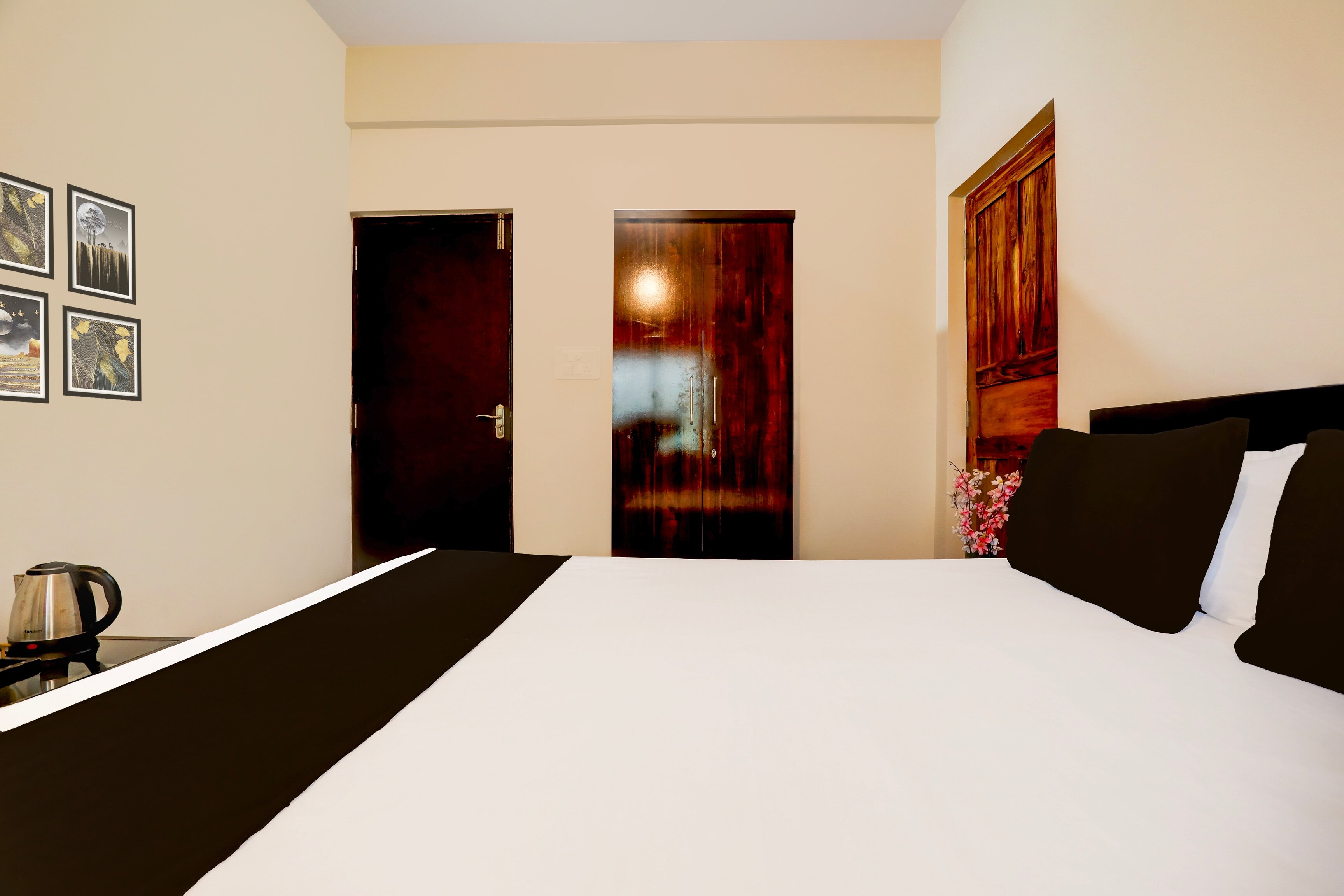 Hotel O Aqua Service Apartments - Tap to explore photos