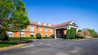 Best Western Spring Hill Inn & Suites - Tap to explore photos