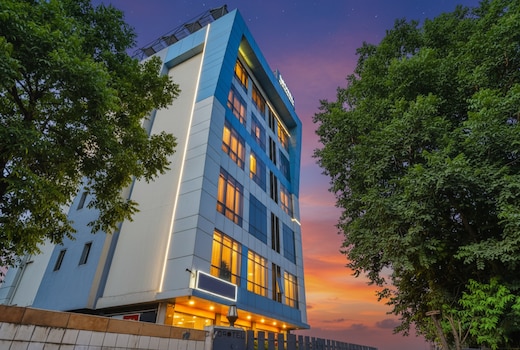 FabHotel Shubhangan - Nr. Bandra