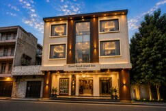 Hotel Royal Grand Inn Chandigarh, Mohali