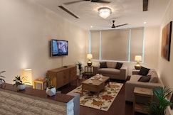 Cosy 3BHK Ground floor with garden, near Max Saket, Delhi