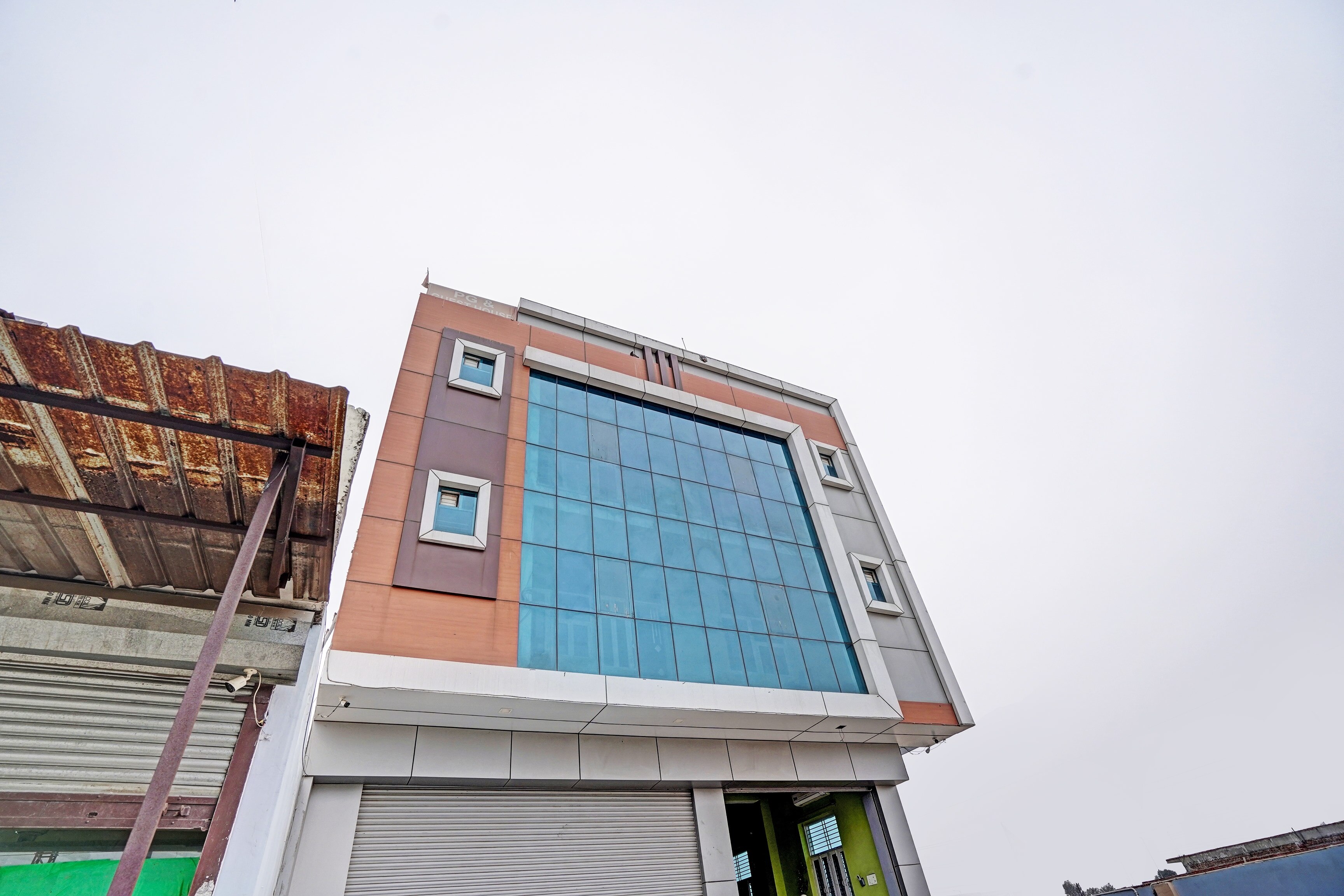 Hotel O R.K Bohra Guest House - Tap to explore photos