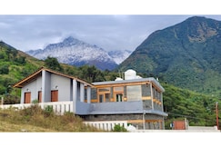 Salig Hotel, Kangra