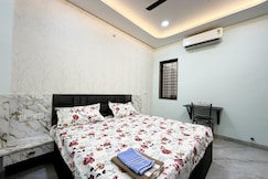 The Luxury Stay, Indore