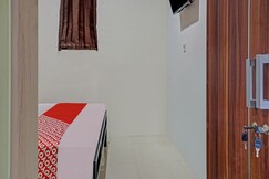 Hotel O near Pantai Losari formerly Ava Guesthouse, Makassar