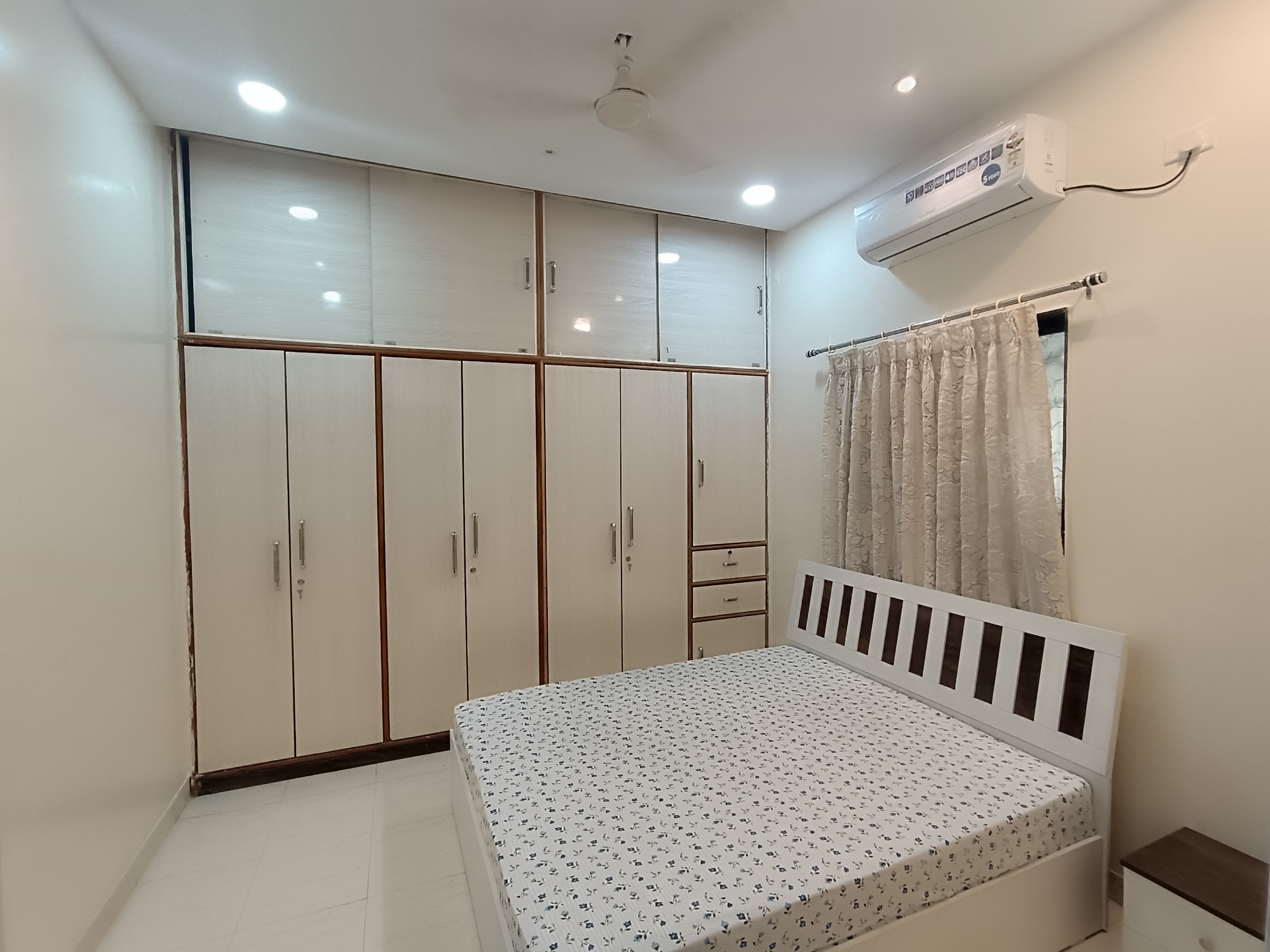 Rooms in RuchNHrish - Tap to explore photos