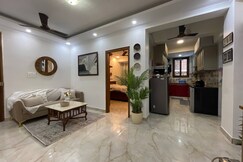 Fully equipped 2BHK near Airport for families, Delhi