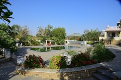 Man Singh Hotel and Resorts, Ramganj