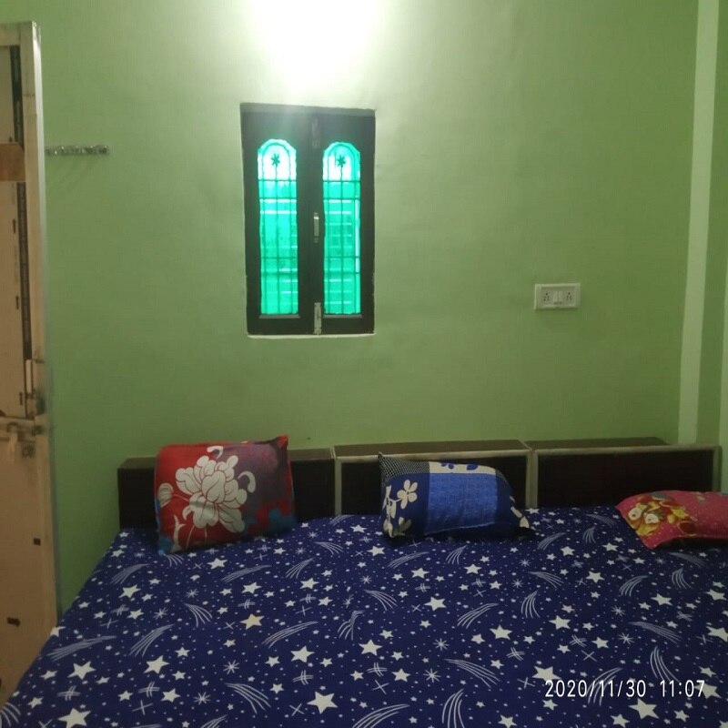 Ishwari Guest House - Tap to explore photos