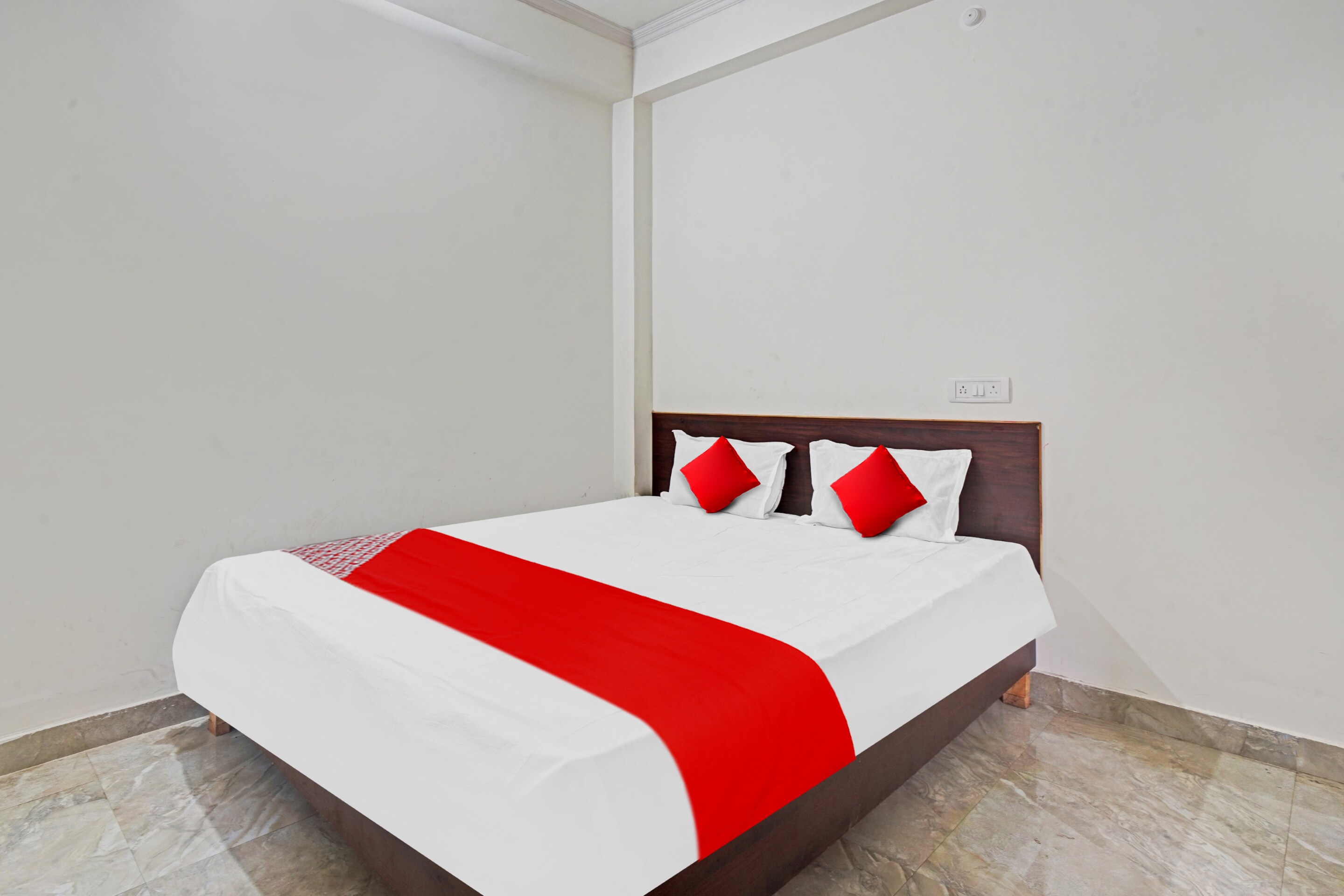 Hotel O Sagar Palace - Tap to explore photos