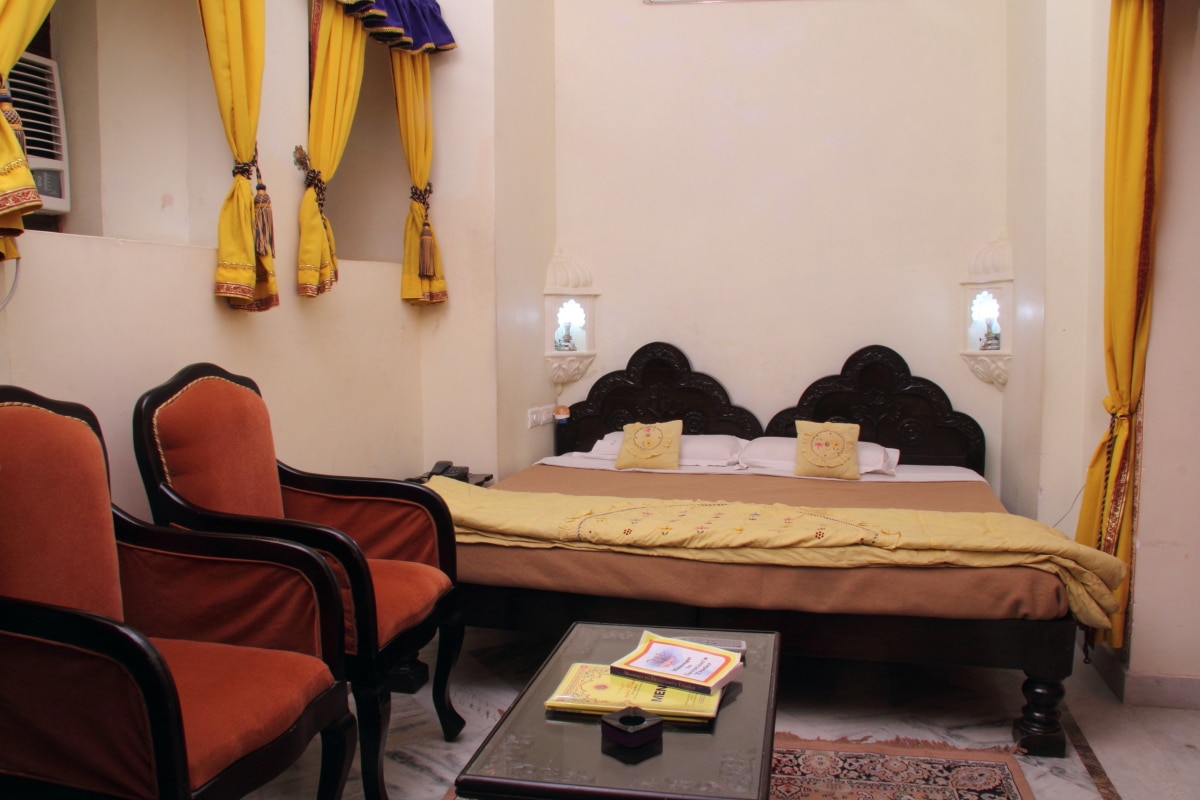 Shree Jagdish Mahal - Tap to explore photos