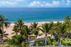 The Coast, 5BR Beachfront Villa with Private Chef, Mathugama