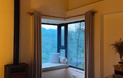 King room with Mountain View