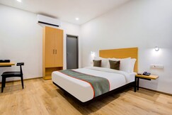 Hotel O Vivek, Prayagraj