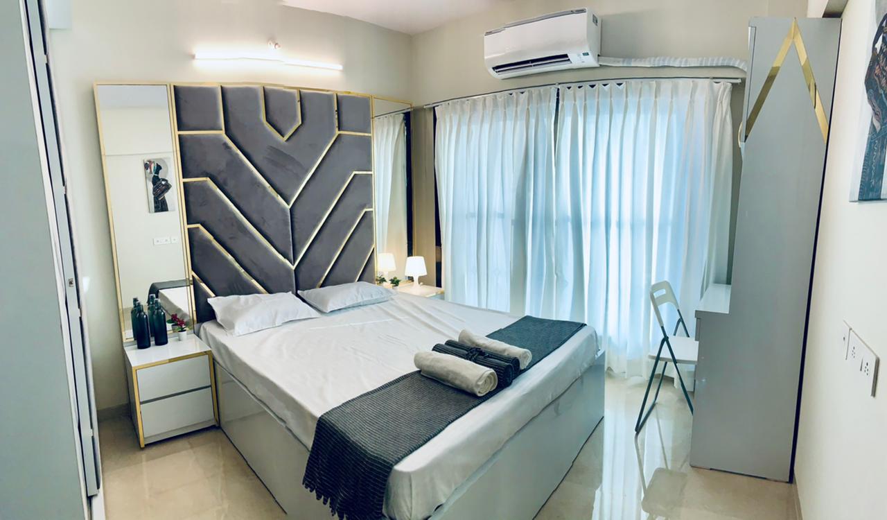 ULTRA LUXURIOUS 1BHK SERVICED APARTMENT - Tap to explore photos