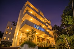 FabHotel BMK Grand, Delhi