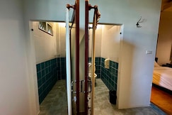 Bangkok Natural Resort and Spa by Dancenter, Bangkok