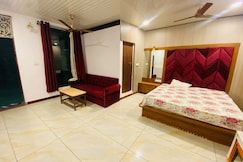 Aranya Villa, Mount Abu