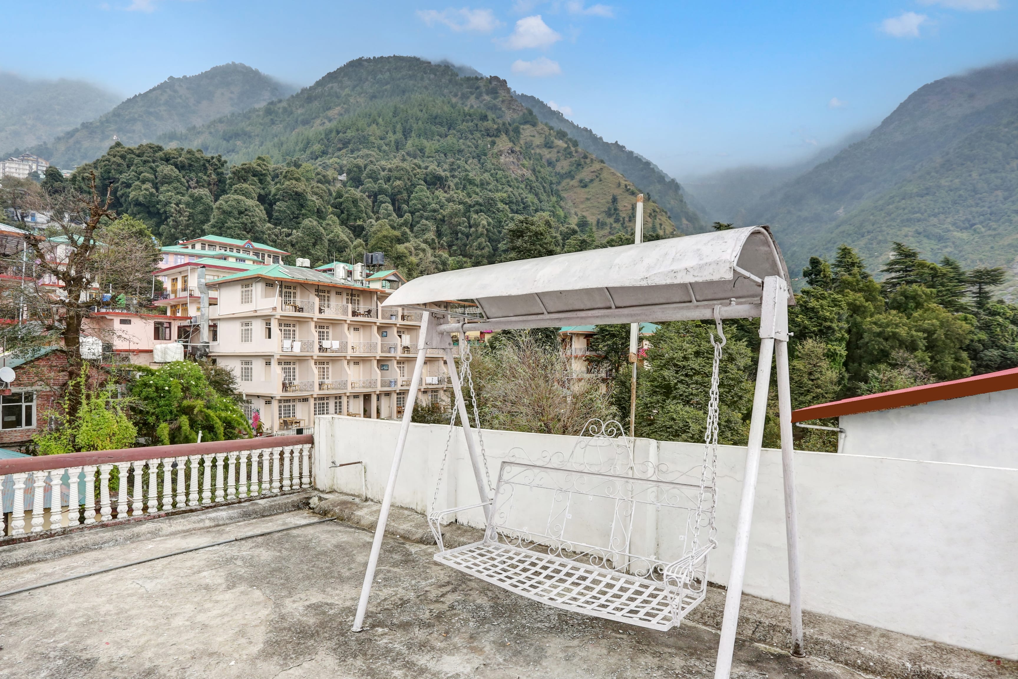 Collection O Bhagsunag Mcleodganj - Tap to explore photos