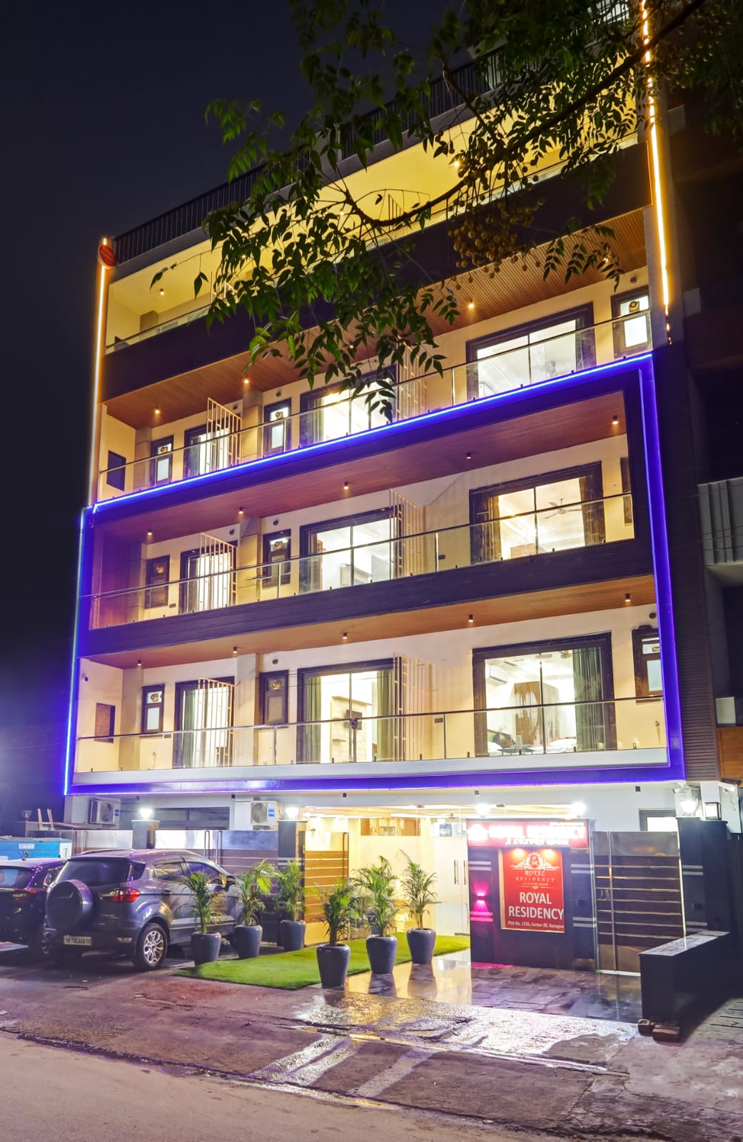 Hotel royal residency medanta sector 39 gurgaon - Tap to explore photos