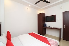 Hotel Gayatri Residency, Jhalarapatan