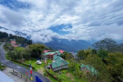 Karma and karma home stay, Ravangla