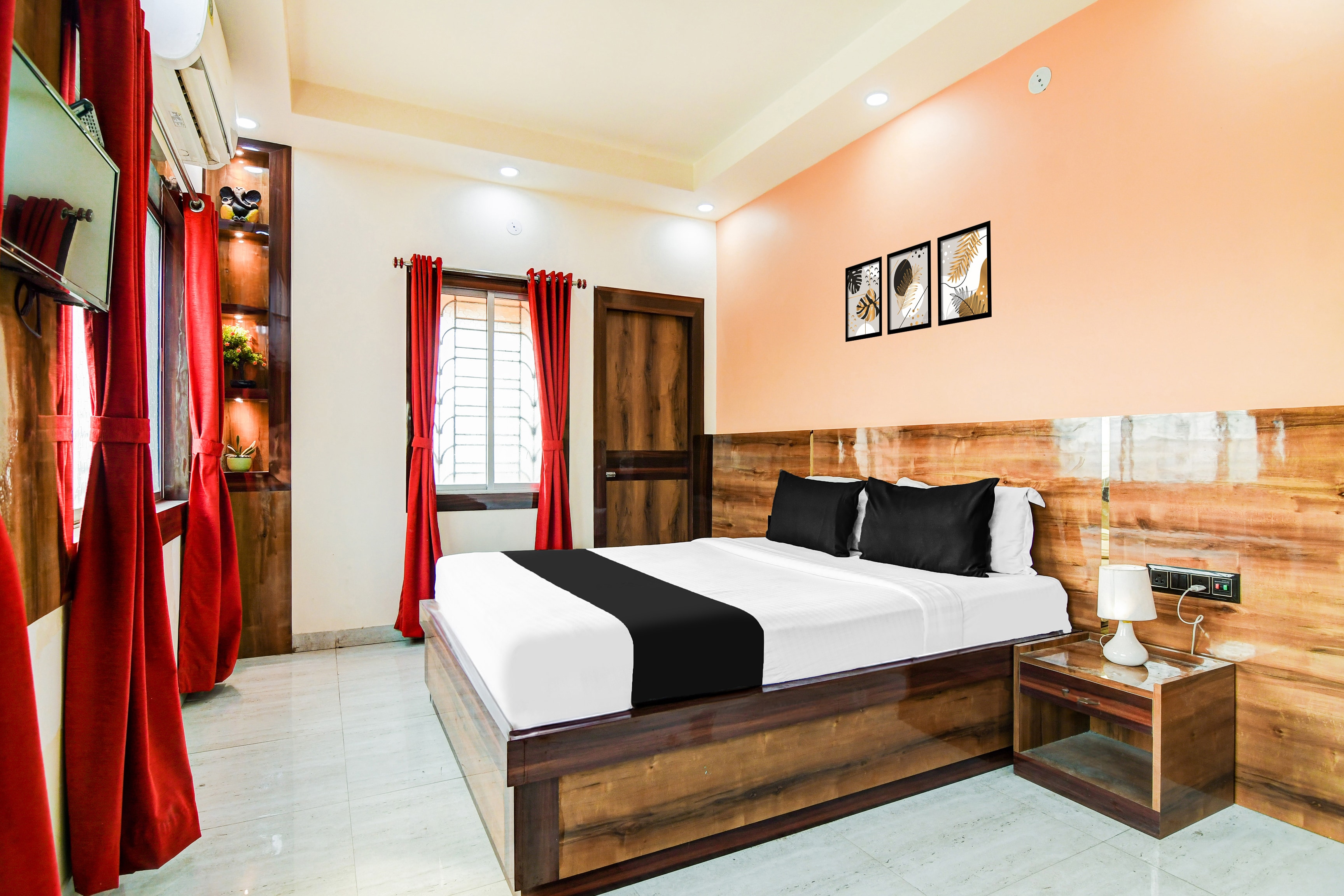 Super Hotel O DumDum Thana More formerly Bimla Regency - Tap to explore photos