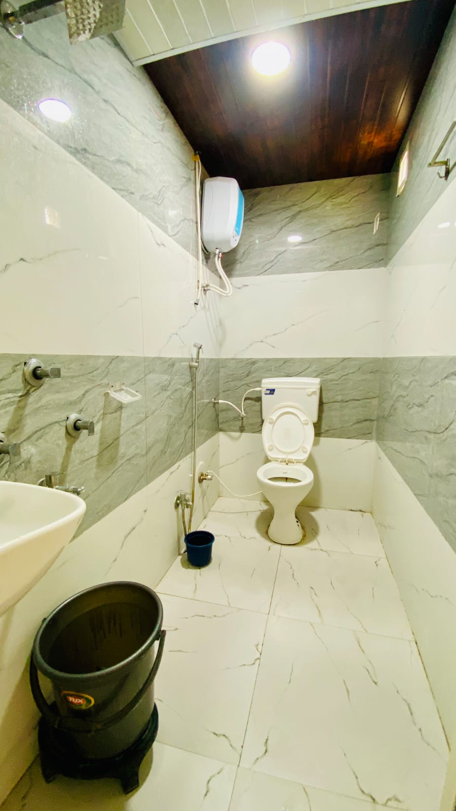 HOTEL SHREE DATTADHAM PALACE - Tap to explore photos