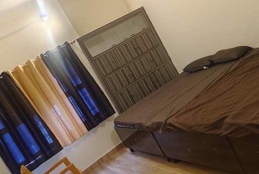 KUSUM PALACE (HOMESTAYS)