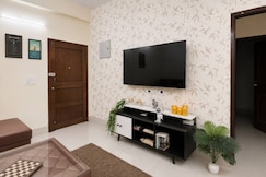 Homlee Banaras 2BHK Lift Parking 3KM Kashi Temple, Varanasi