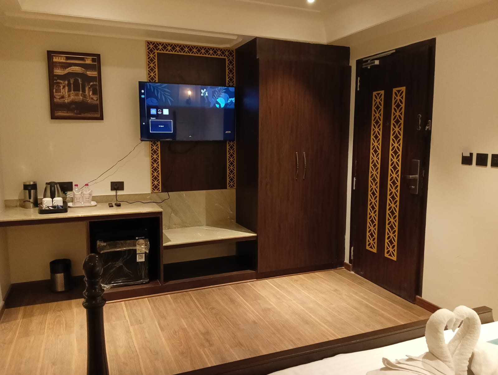 Heena Heritage Resort (A Unit of SDV Paradise Pvt Ltd) - Tap to explore photos
