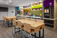 Home2 Suites by Hilton Rosenberg/Sugar Land Area, Fort Bend