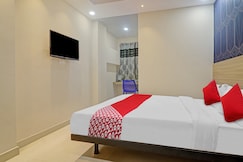 Hotel O The Botanica Grand, Hyderabad