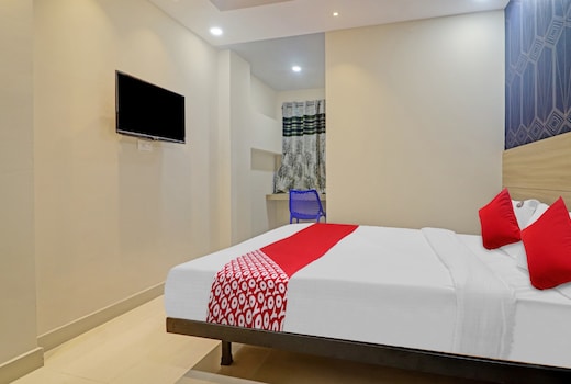 Hotel O The Botanica Grand