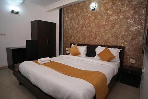 FabHotel Khandaka Mahal