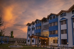 Kashmir Holiday Resort, Srinagar