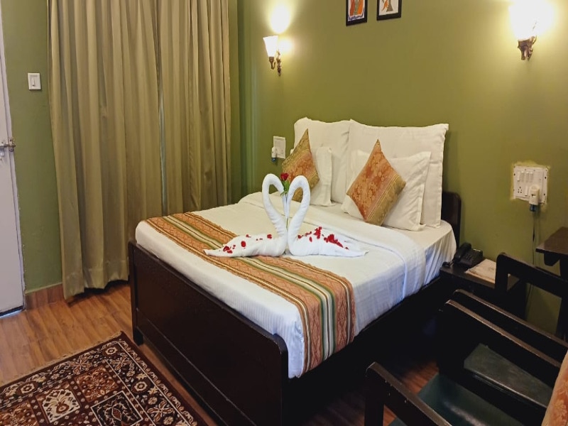 Ratapani Jungle Lodge - Tap to explore photos