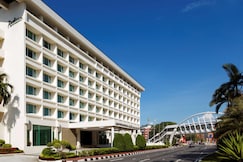 Radisson Hotel Brunei Darussalam, Serasa