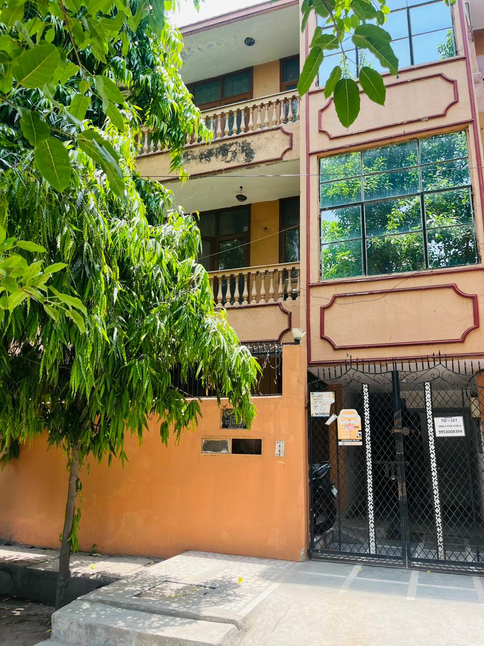 Hotel O Oshiva Stays - Tap to explore photos