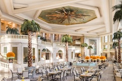 The Peninsula Manila, Rosario