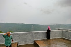 RAZI' HILL VIEW HOME STAY, Talipparamba