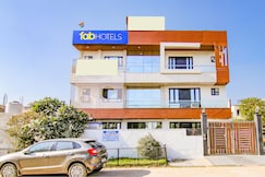 FabHotel Nirvana, Gurgaon