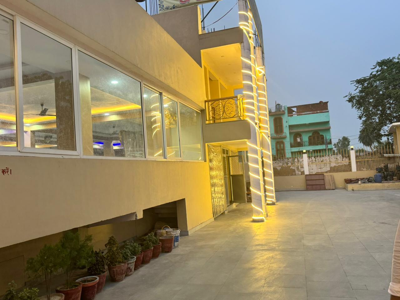Mariya Banquet Hall And Guest House in Barabanki - Tap to explore photos