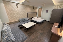 Belgium House Hotel, Indore