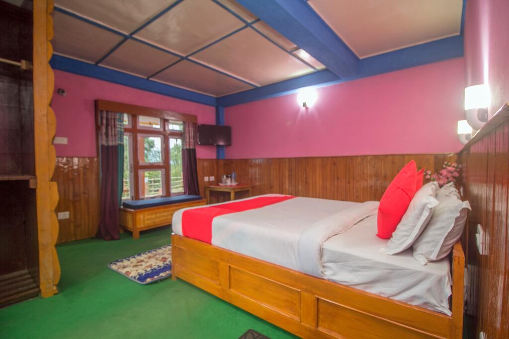 Lamthang Resort Cottage - Tap to explore photos