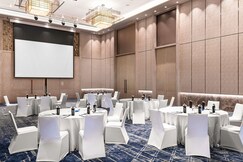 Novotel Bangkok Future Park Rangsit, Sam Khok