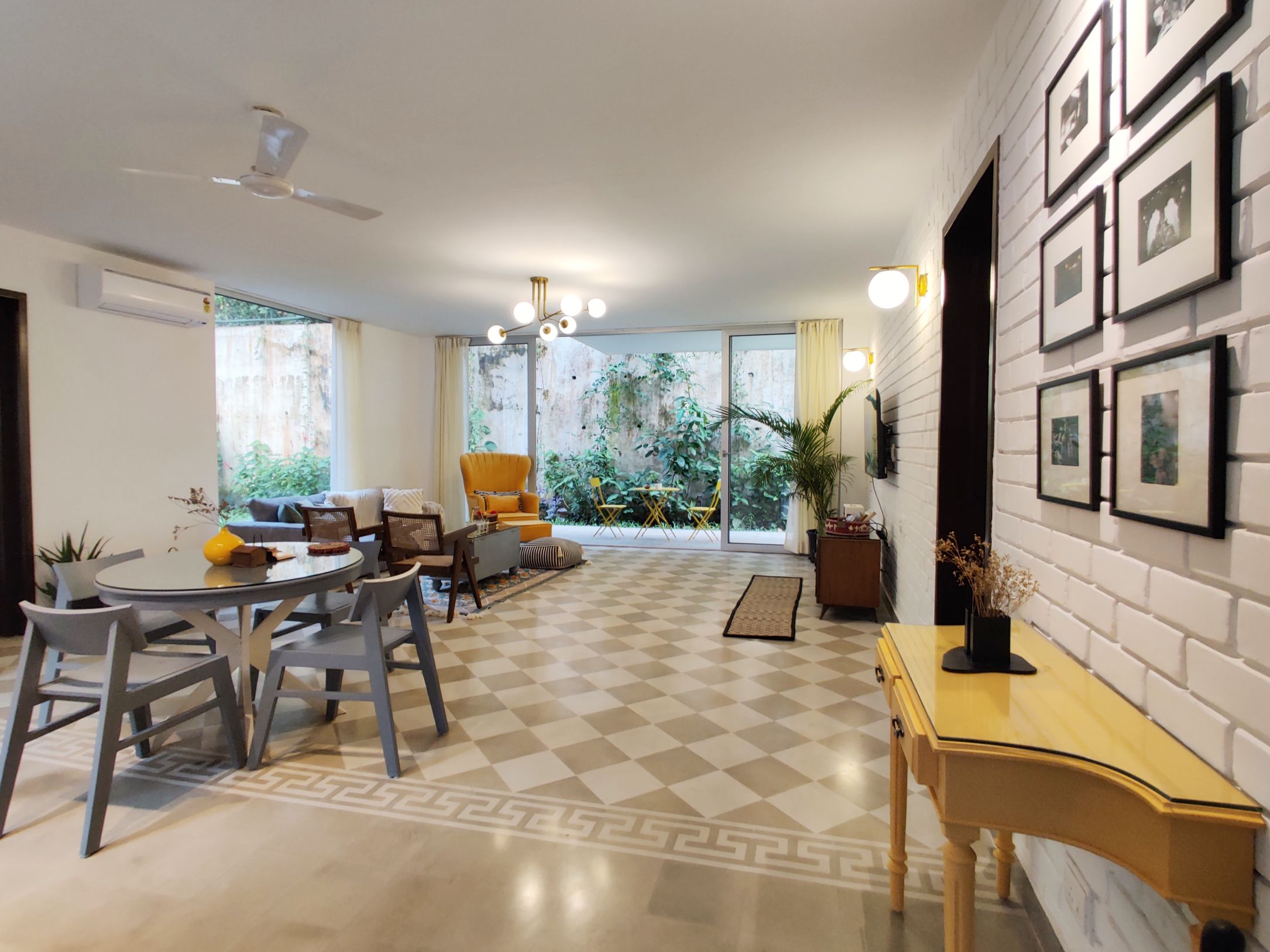 2BHK Pretty apartment in peaceful area near beach - Tap to explore photos
