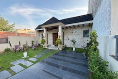 Umrao s Villa, Mohali